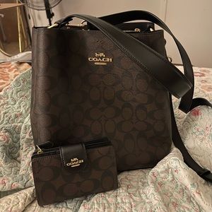 Authentic Coach Town Bucket Bag and Medium Corner Zip Wallet BUNDLE